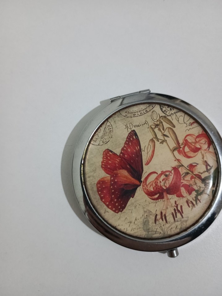 Beyaz Pastel Kapaklı Cep Aynası - Görsel 2