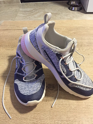 Nike spor ayakkabı