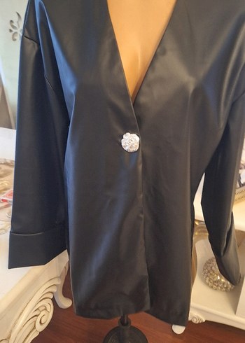 Düğmeli Siyah Parlak Deri Kadın Ceket - Görsel 3