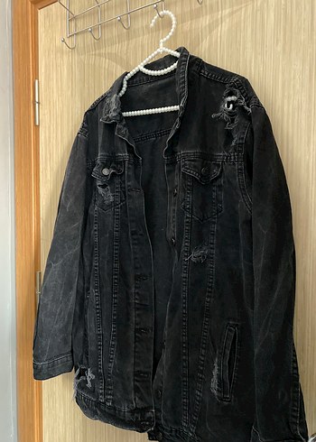 Siyah Düğmeli Rahat Kesim Kadın Denim Ceket