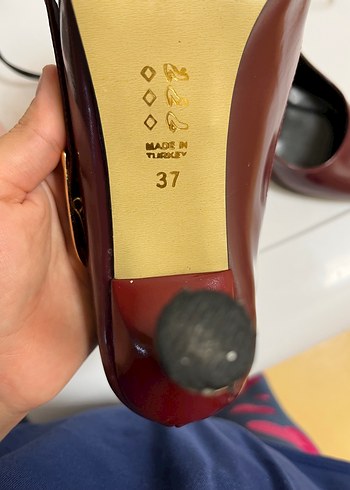 Nine West Bordo Deri Tokalı Stiletto Topuklu Kadın Ayakkabı