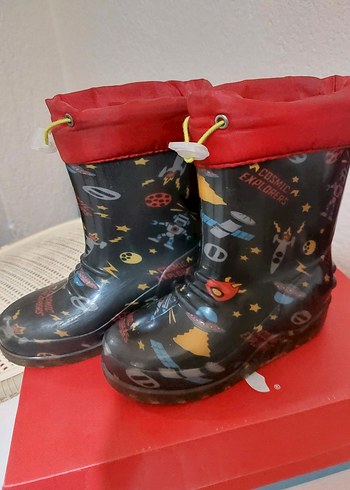LC Waikiki Desenli Kırmızı Erkek Çocuk Yağmur Çizmesi