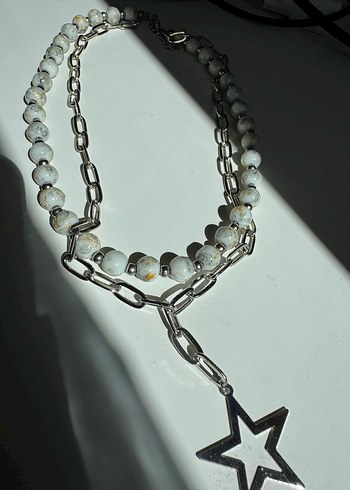 Uzun Zincirli Beyaz Yıldızlı Kadın Kolye - Görsel 3