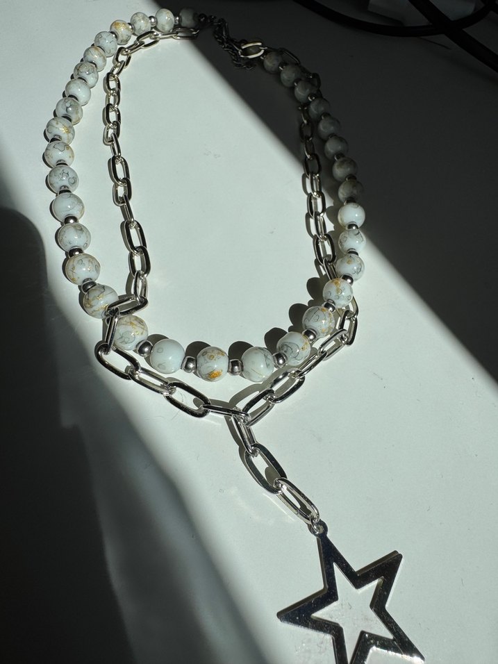 Uzun Zincirli Beyaz Yıldızlı Kadın Kolye - Görsel 3