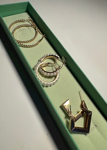 Farklı Tasarımlarda 3'lü Gold Küpe Seti - Görsel 2