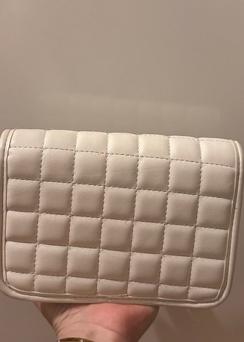 Bershka çanta Bej Deri Kapitone Kadın Çanta - Görsel 2