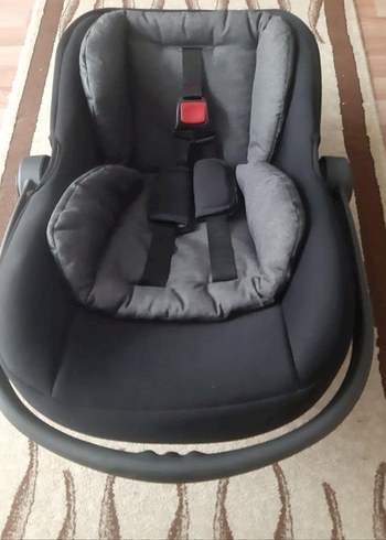 Gri Bebek Oto Koltuğu ve elde taşıma