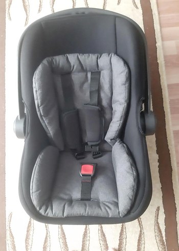 0 - 13 kg Beden Gri Bebek Oto Koltuğu ve elde taşıma