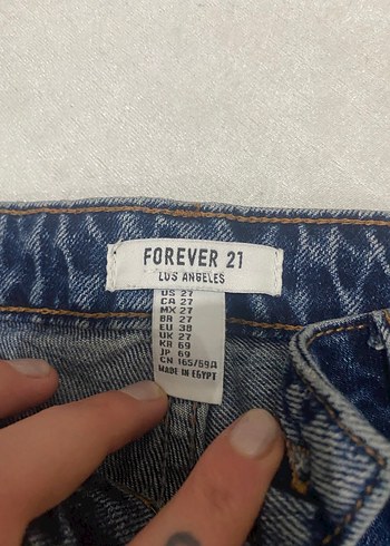 Düğmeli Lacivert Kadın Mini Jean Şort - Görsel 2