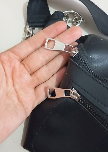 Kadın Siyah Deri Çapraz Askılı Çanta - Görsel 2