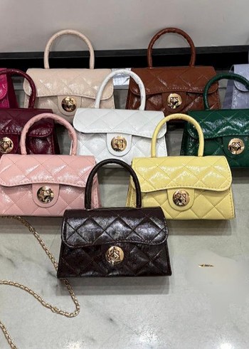 Zara Kadın Deri Çok Renkli Tokalı Çanta