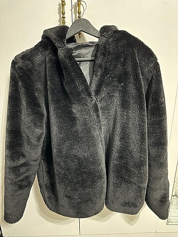 Bershka Peluş Kürk Mont ? Az Kullanılmış
