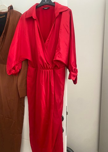 LC Waikiki Parlak Kırmızı Uzun Kadın Elbise