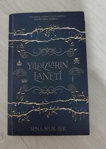 Beden Renk Yıldızların Laneti - Sena Nur Işık