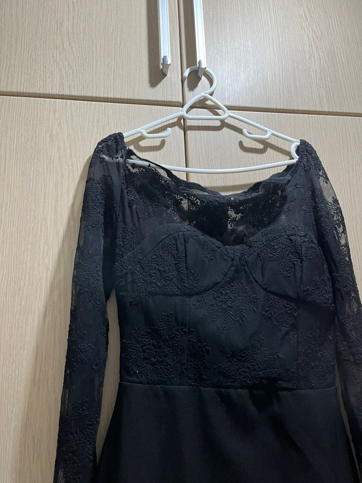 Dantel Detaylı Siyah Uzun Kollu Kadın Elbise - Görsel 3