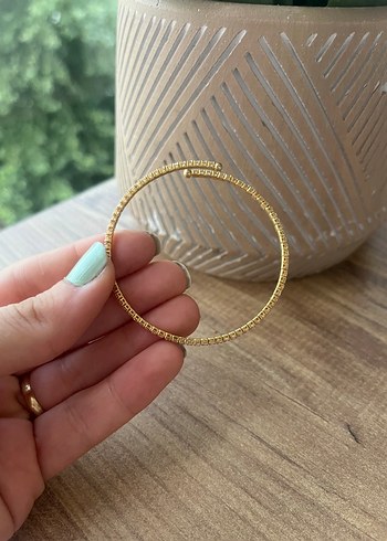 Beden Minimalist Altın Renkli Pullu Kadın Bileklik