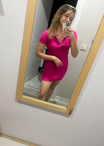 Pembe V Yaka Düğmeli Mini Elbise - Görsel 4