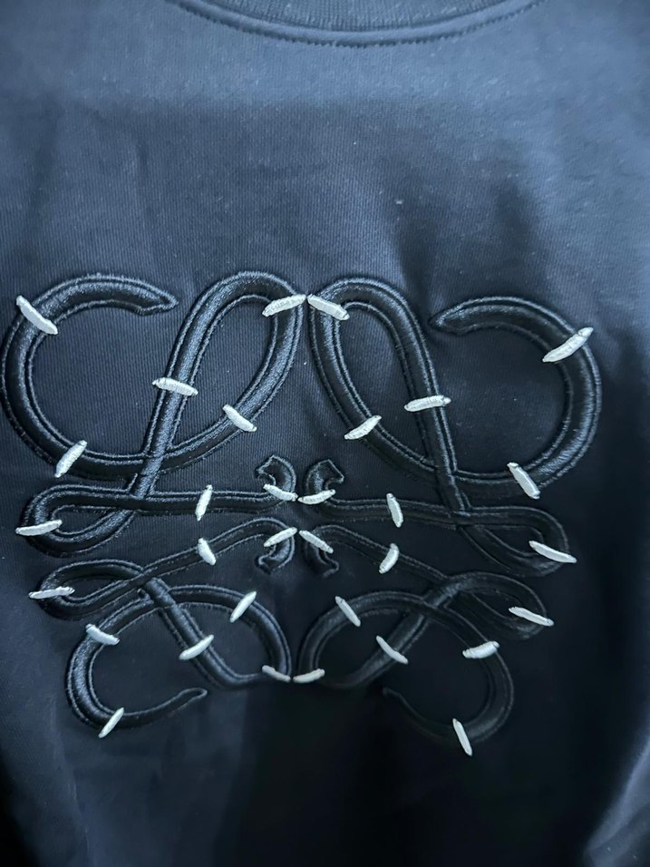 Siyah Nakışlı Erkek Sweatshirt - Görsel 2