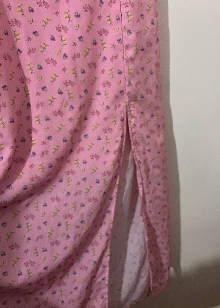 Derin yırtmaçlı elbise - Görsel 5