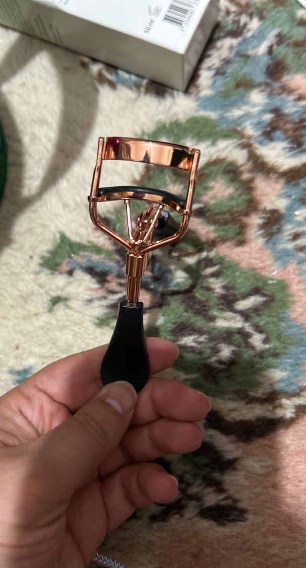 Kahverengi Kirpik Kıvırıcı - Görsel 3