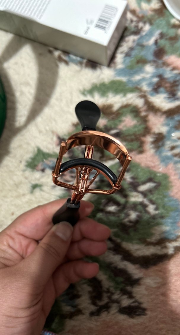 Kahverengi Kirpik Kıvırıcı - Görsel 4