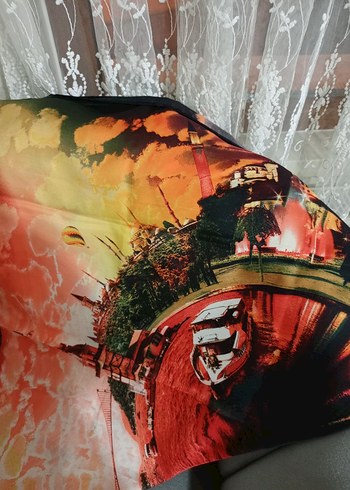 Renkli Pop Kültür Desenli saten eşarp - Görsel 2