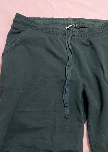 Siyah Rahat Kesim Mini Şort - Görsel 3