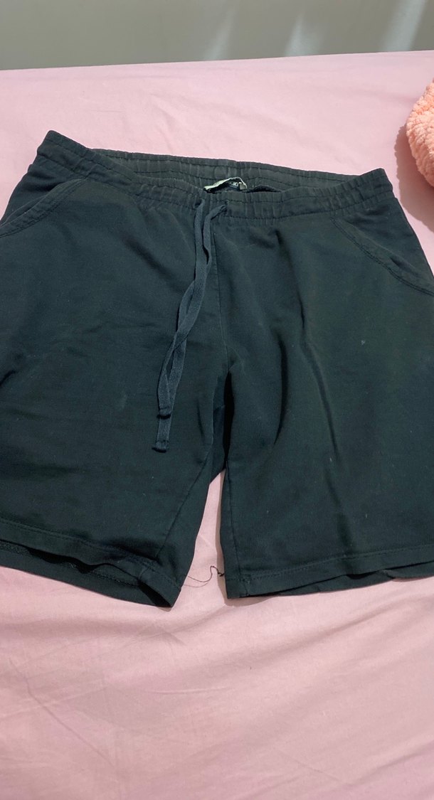 Siyah Rahat Kesim Mini Şort - Görsel 2