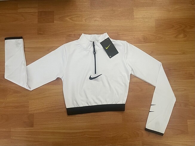 S m l xl bedenleri mevcuttur