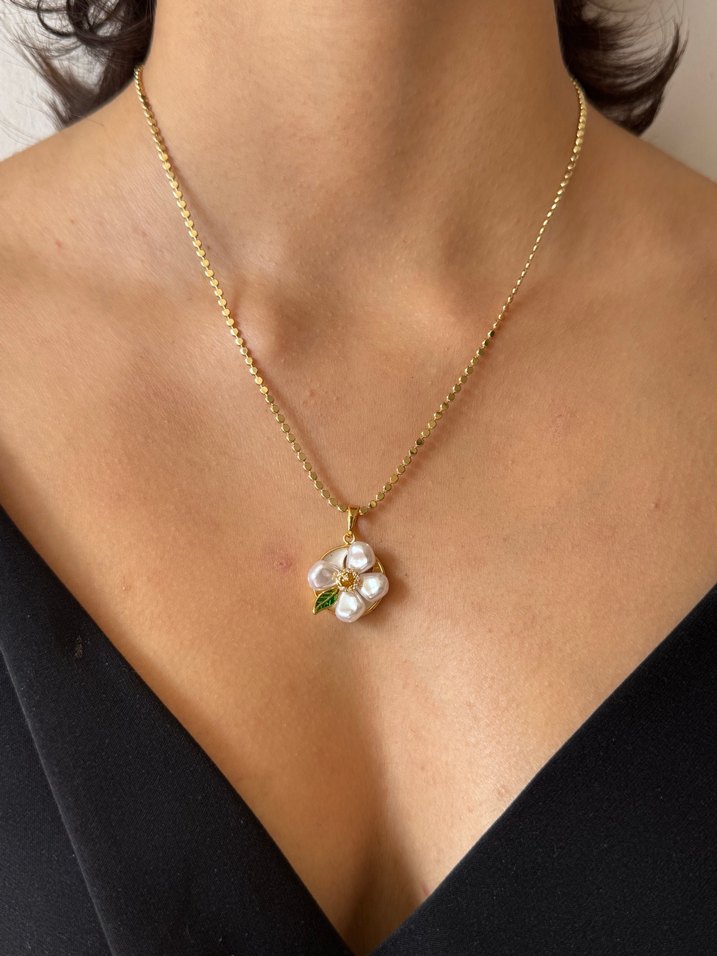 Altın Renkli Çiçekli Midi Çelik Kolye - Görsel 2