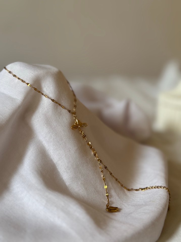 Altın Zincir Detaylı Kadın Çelik Şahmeran - Görsel 2