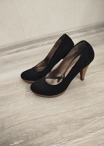 Kadın Siyah Süet Stiletto Topuklu Ayakkabı