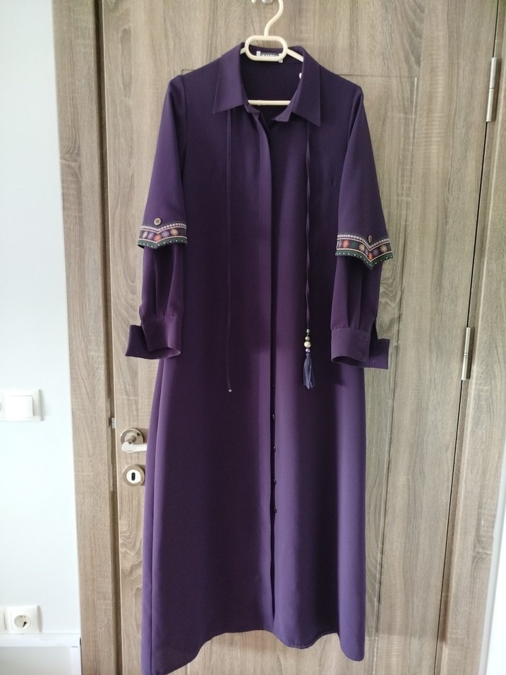 Uzun Mor Bohem Nakışlı Kadın Ferace - Görsel 2