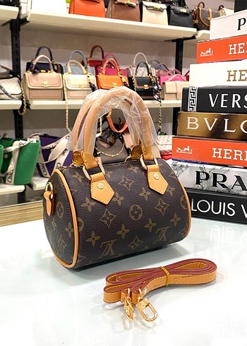 Luis vuitton askılı çanta