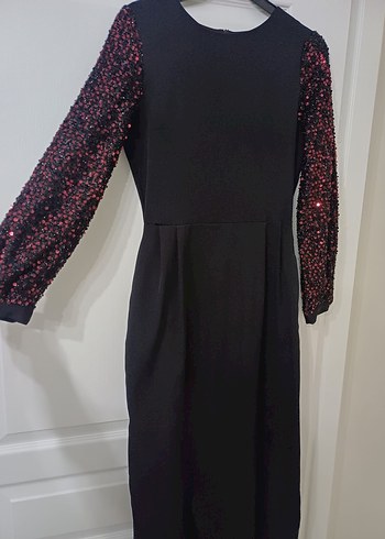 Uzun Kollu Siyah Pul İşlemeli Kadın Elbise - Görsel 3