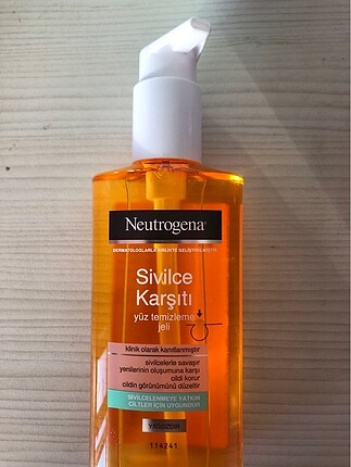 Neutrogena sivilce karşıtı yüz temizleme jeli