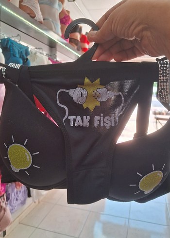 Kırmızı Gotik Baskılı Sütyen - Görsel 5