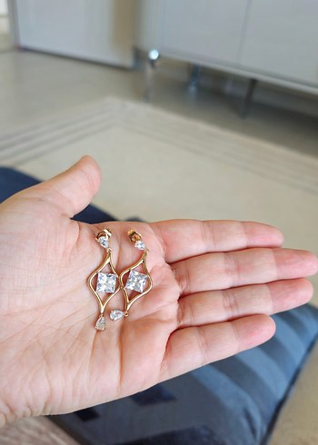 Altın Renkli Takı ve Makyaj Seti - Görsel 2