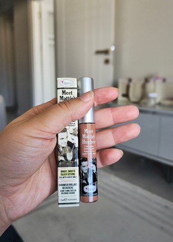 Altın Renkli Takı ve Makyaj Seti - Görsel 3