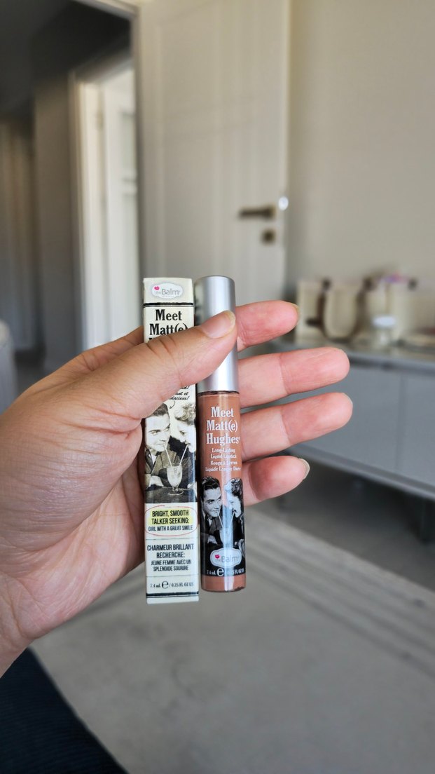 Altın Renkli Takı ve Makyaj Seti - Görsel 3