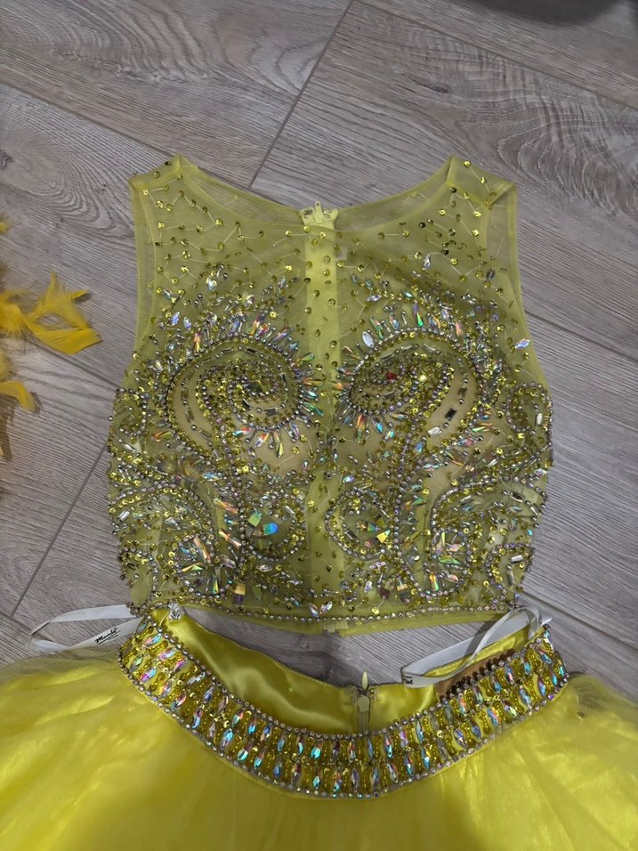 Sarı Mini Payetli Straplez Abiye Elbise - Görsel 3