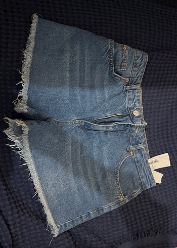 Düğmeli Mavi Mini Jean Şort
