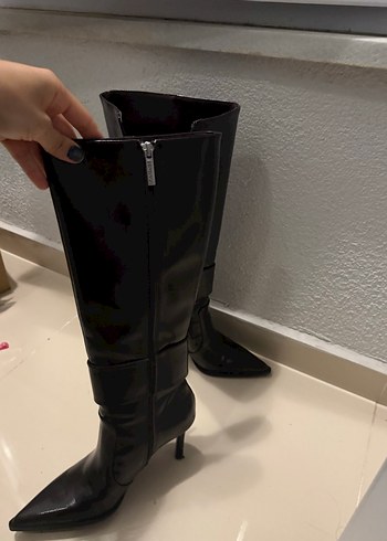 38 Beden kahverengi Renk Bershka çizme