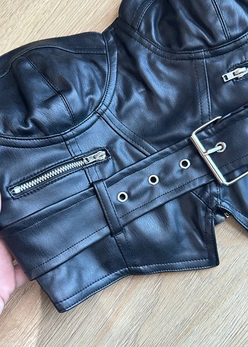 Kemerli Siyah Deri Biker Büstiyer - Görsel 5