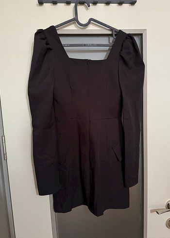 Düğmeli Siyah kare Yakalı Mini Elbise - Görsel 4