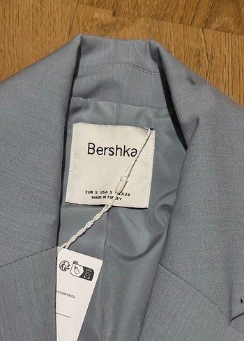 Buz Mavisi Kemerli Kısa Kadın Blazer - Görsel 4