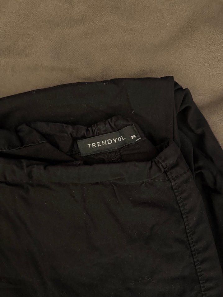Trendyol milla Siyah Paraşüt Pantolon - Görsel 3
