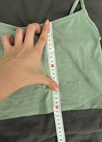 Yeşil İnce Askılı Kadın Atlet - Görsel 3