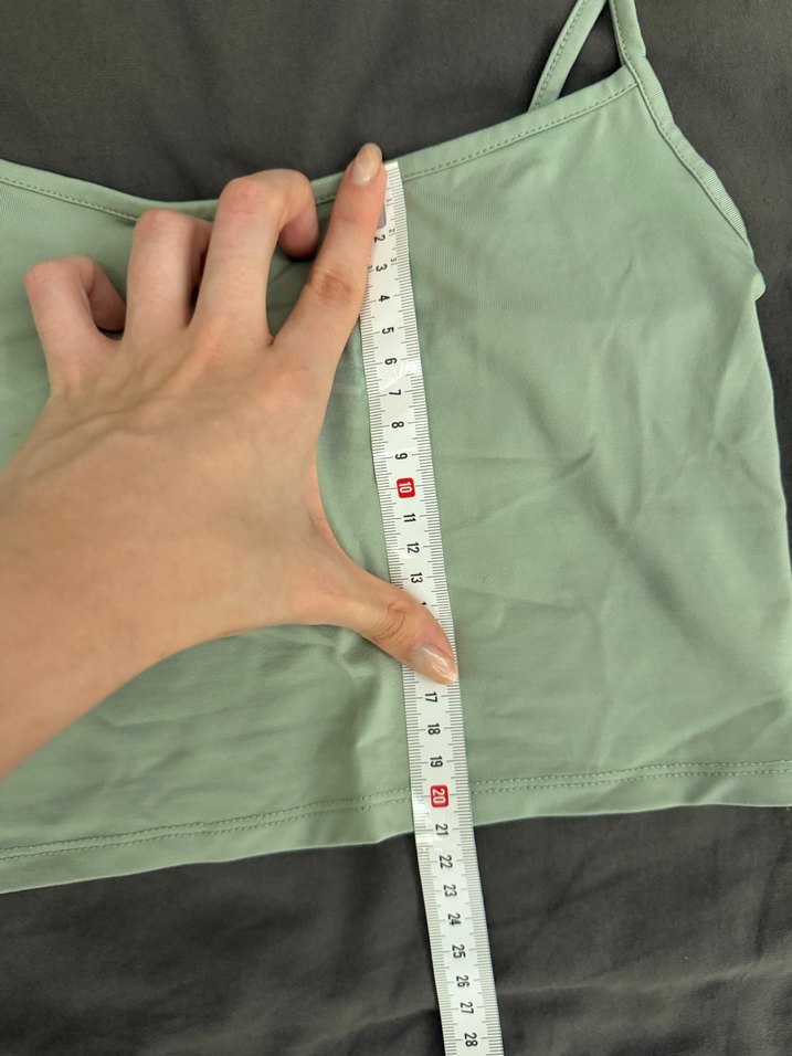 Yeşil İnce Askılı Kadın Atlet - Görsel 3