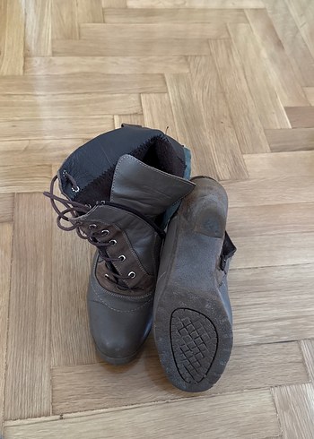 Kahverengi Deri Dolgu Topuklu Kadın Bot - Görsel 5